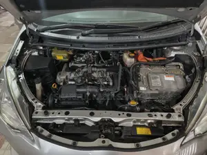 Toyota Aqua 2012