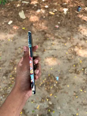 ওপ্পো এফ৯ (ব্যবহৃত)