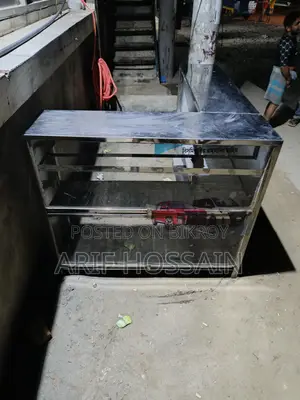 যে কোন দোকানের ডিসপ্লে রেক বা কাউন্টার হিসেবে ব্যবহার করা যাবে।