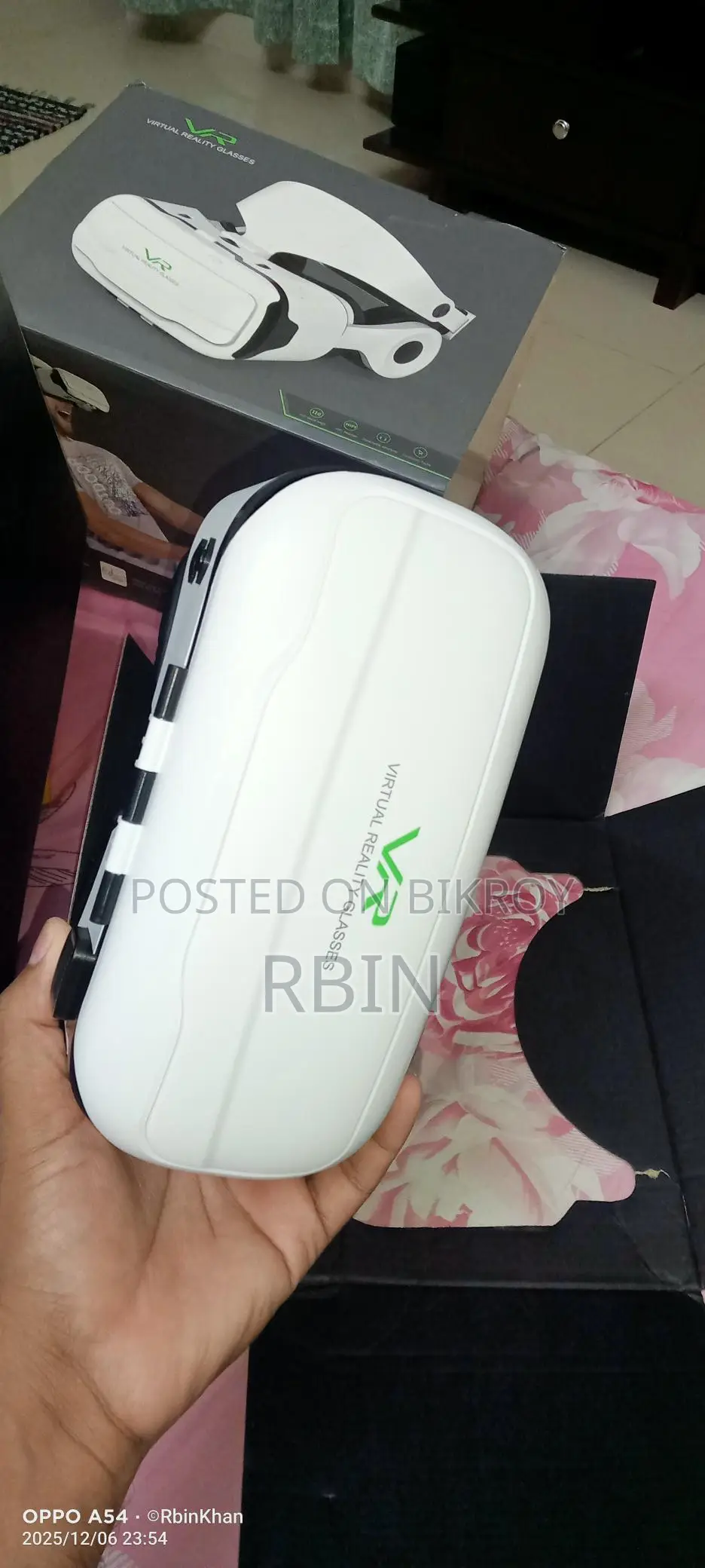 Shinecon SC-G02EF VR Glasses – Experience 3D and Virtual Reality on your phone