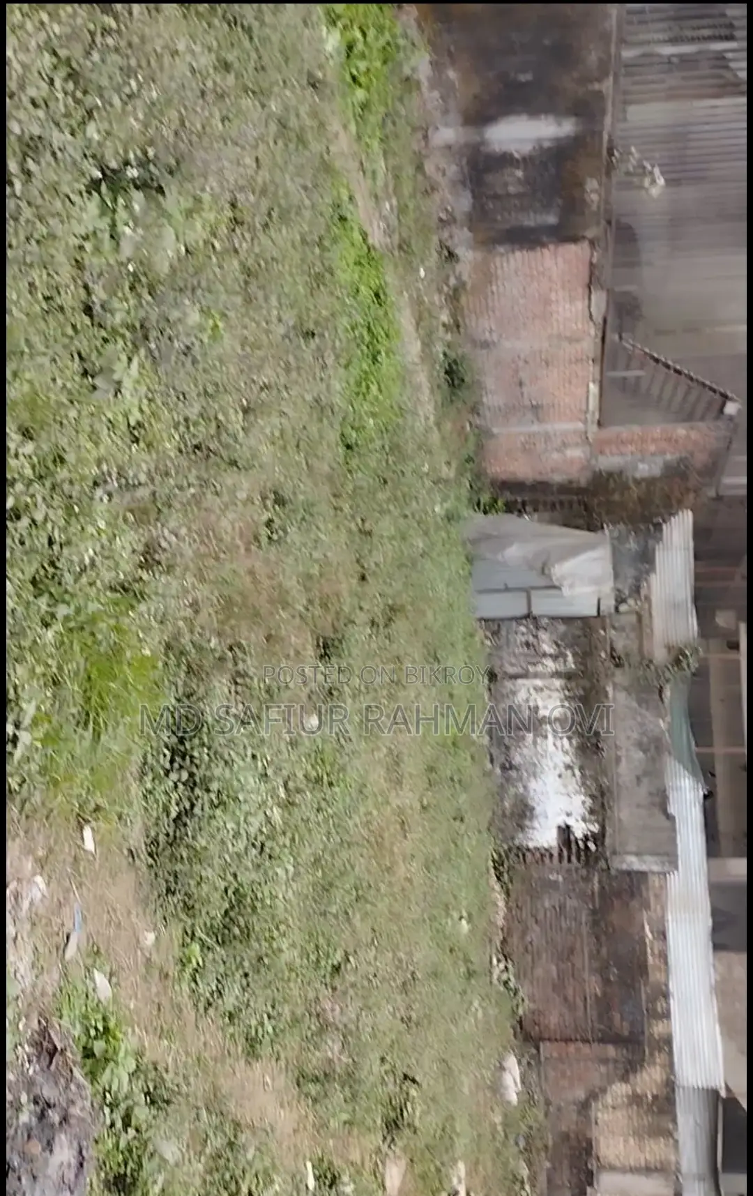 জমিটি হল একটি সুন্দর কমার্শিয়াল প্লট