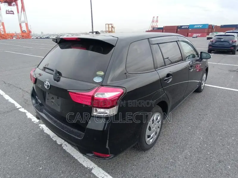 Toyota Fielder EX 2021