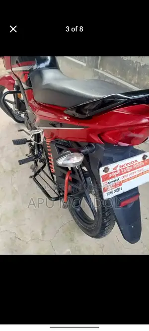 Honda Livo 110 Drum Black/Red 2022