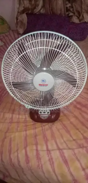 Media Rechargeable Fan 16", model Mcf-2916