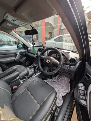 Toyota RAV4 L 2004