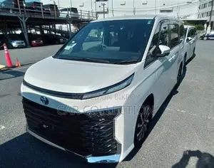Toyota Voxy S-Z 2023