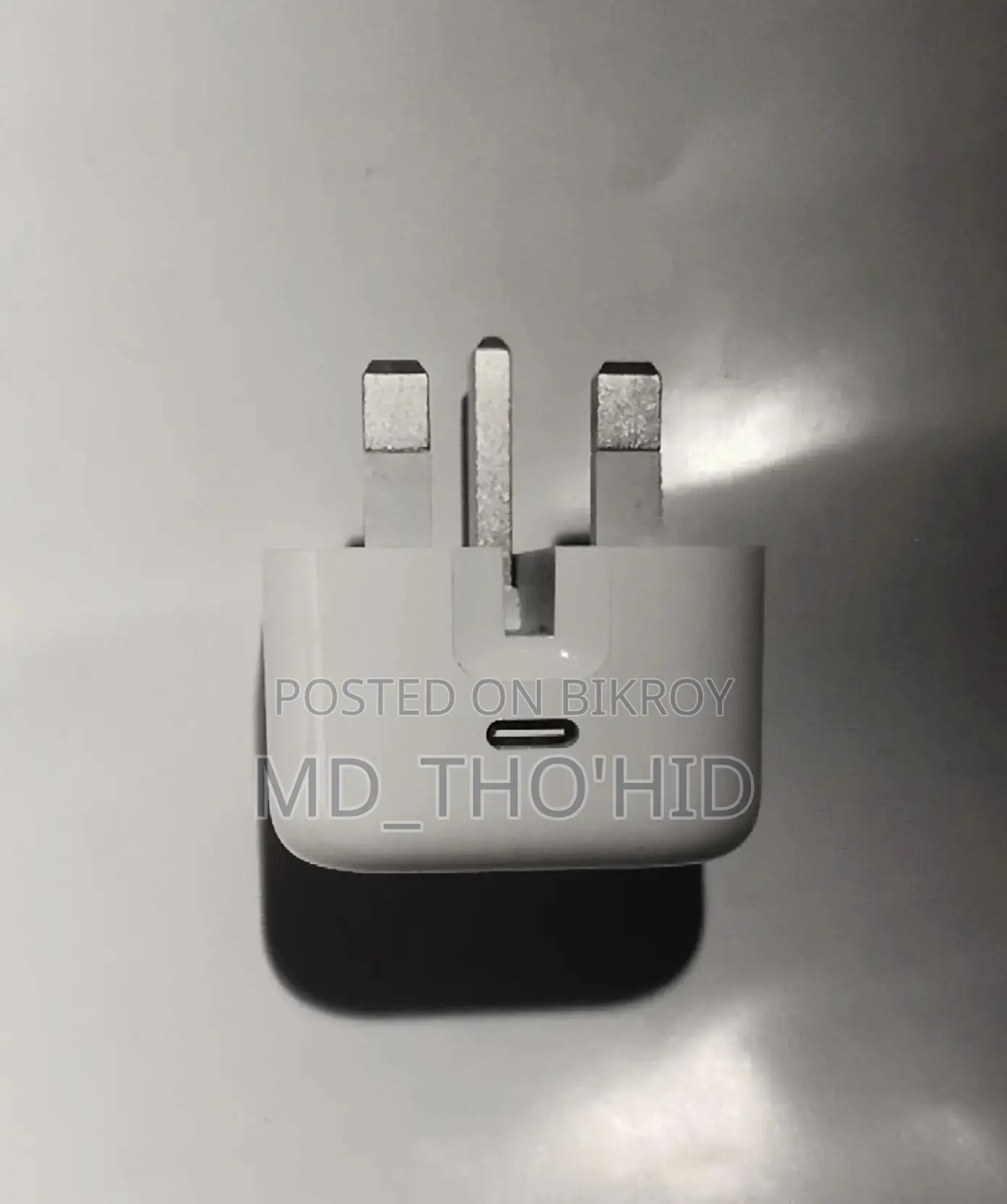 APPLE ORIGINAL CHARGER