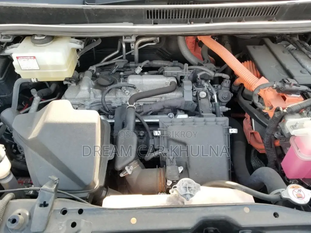 Toyota Noah SI WXB Hybrid 2021