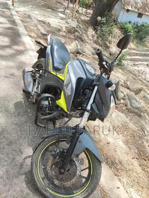 Honda Hornet 2019