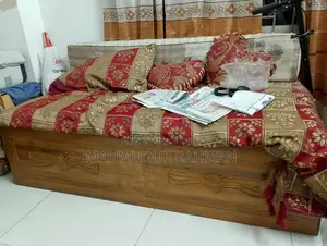 Divan sofa