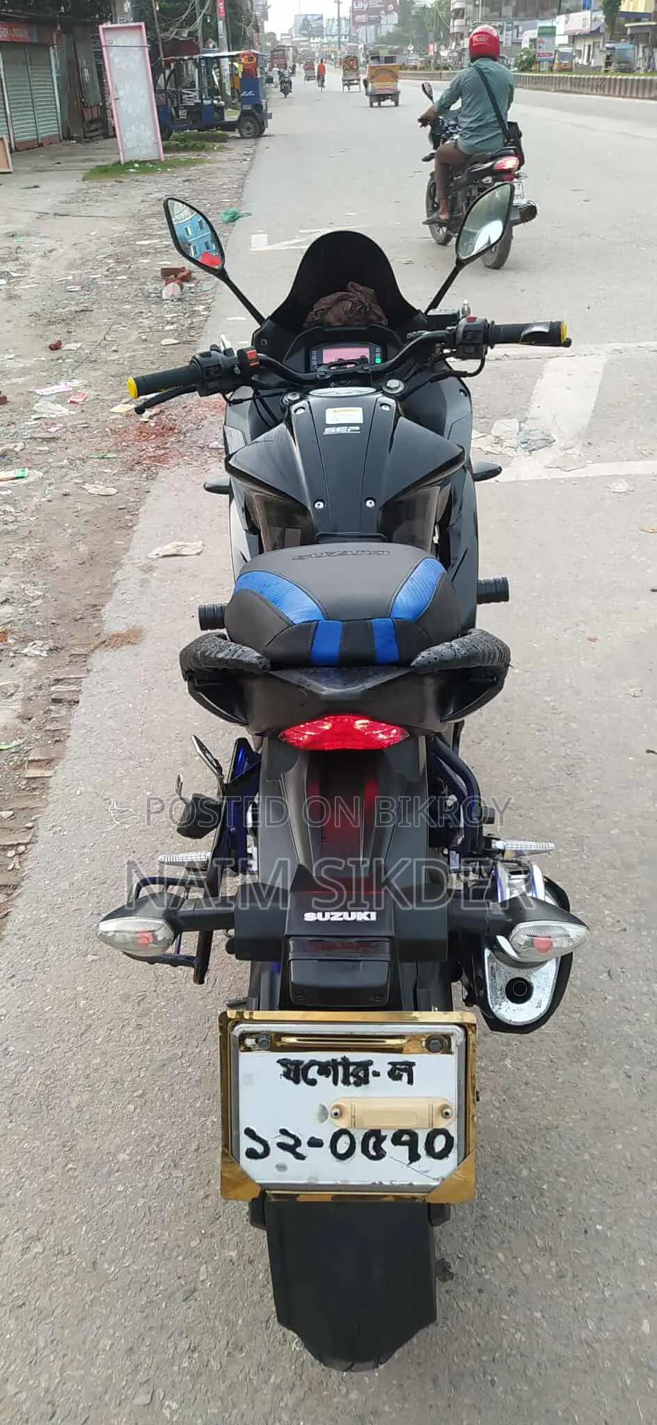 Suzuki Gixxer SF . 2017