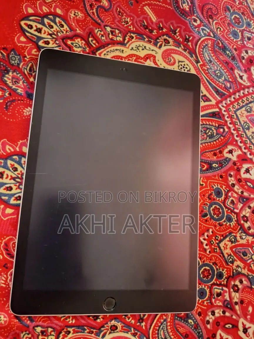 Apple I pad 9 generation (Used)