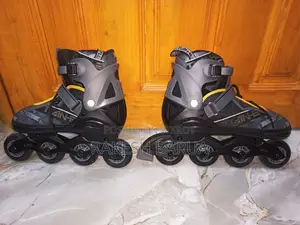 TIAN-E Skate Shoes