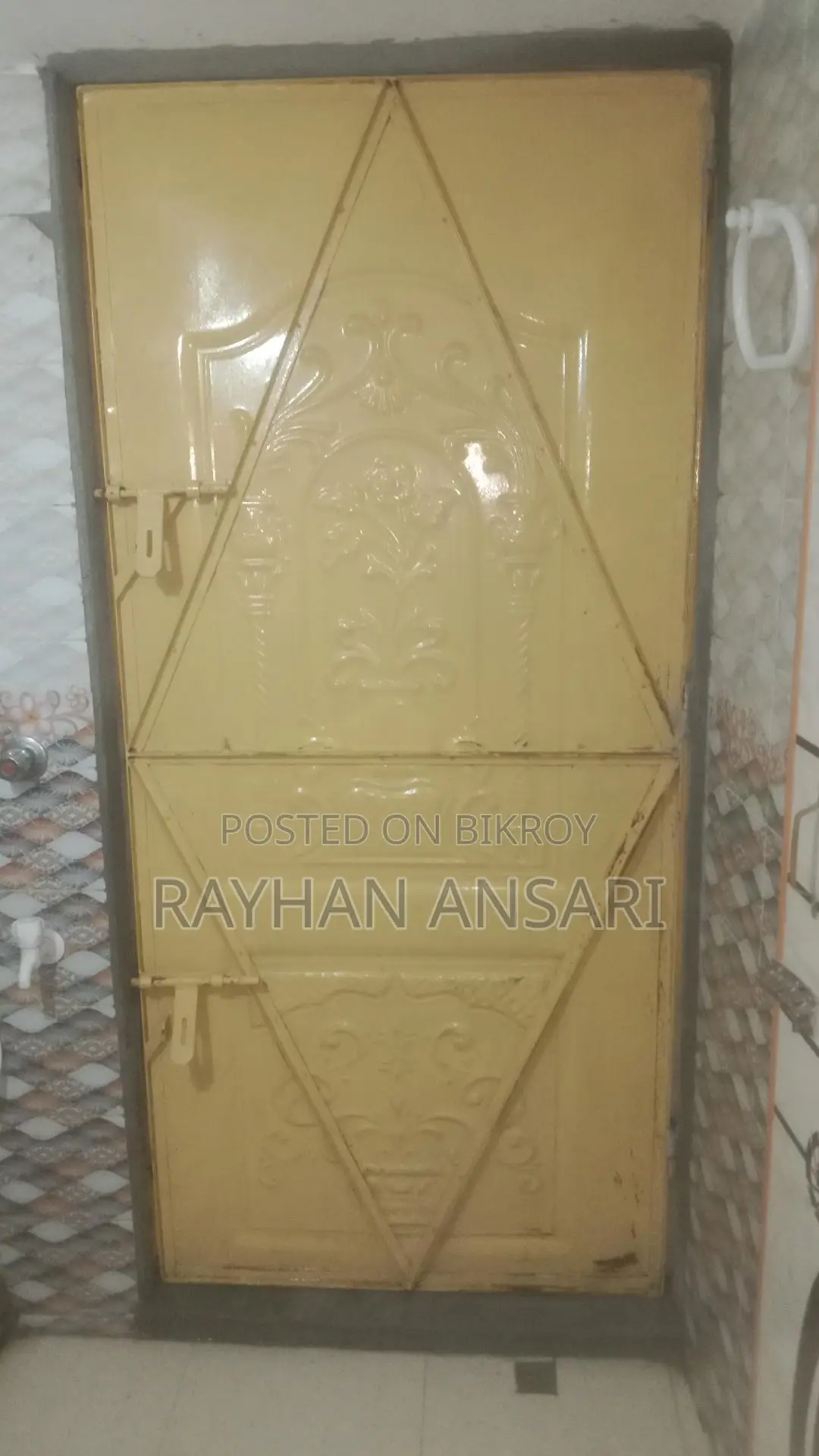 Angle Door