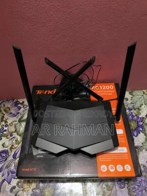 Tenda AC10 AC1200 Mbps Gigabit Dual-Band Wi-Fi Router