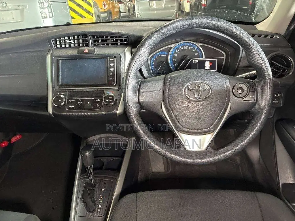 Toyota Fielder Ex 2021