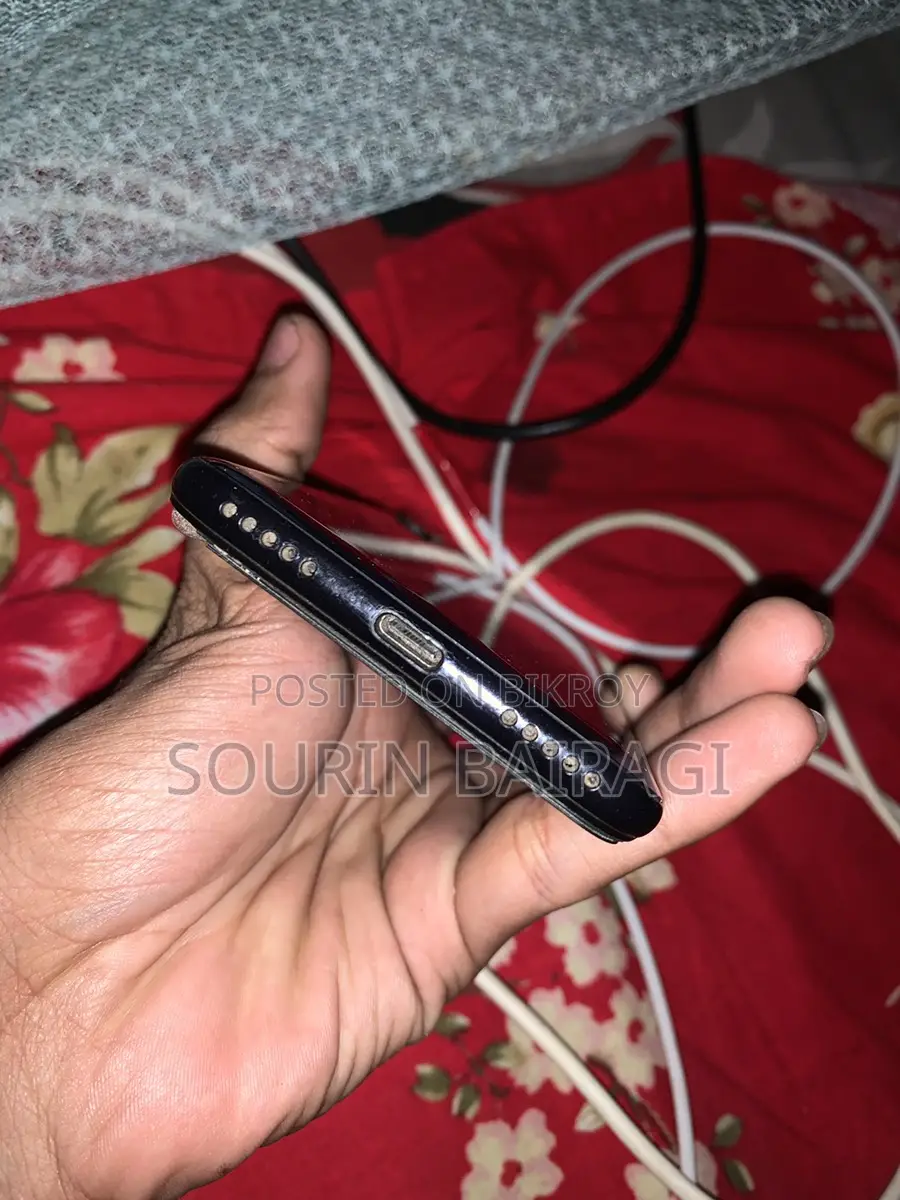 Xiaomi Mi A3 4/64 Mobile (Used)