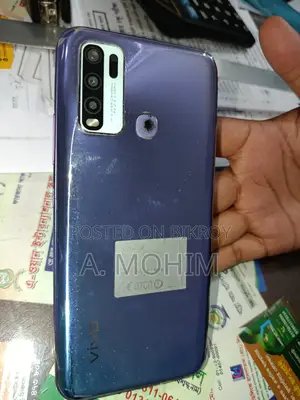 Vivo Y50 . (ব্যবহৃত)