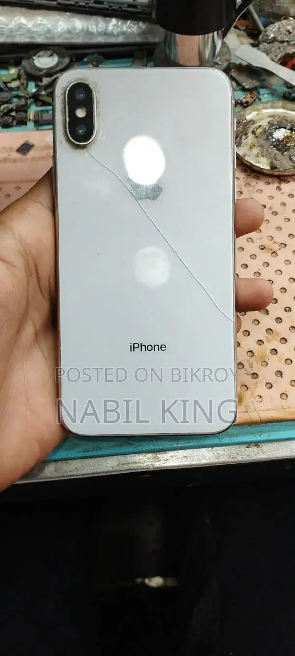 Apple iPhone X (Used)