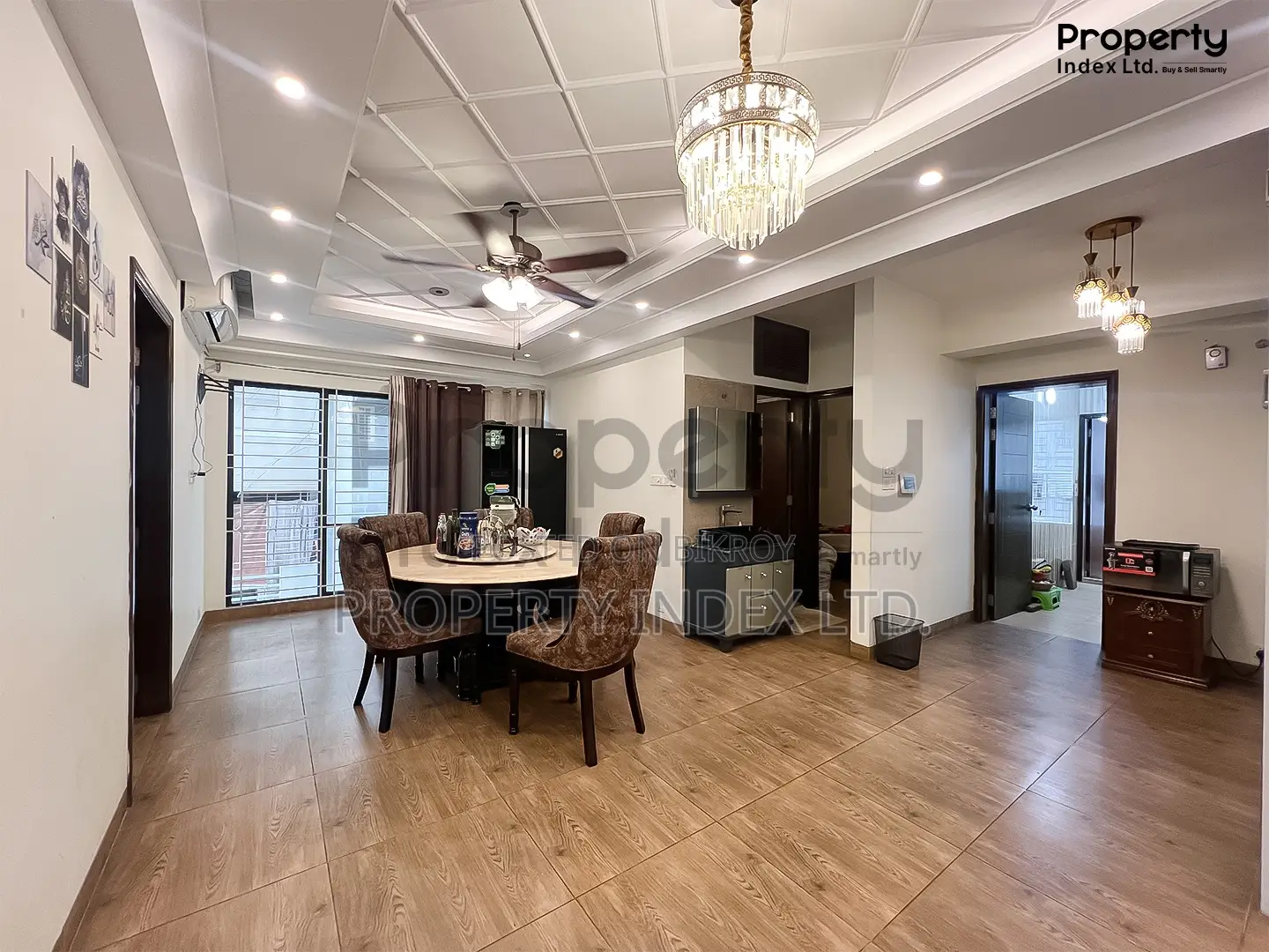 2200 Sq Ft Flat for Sale in Sector 3