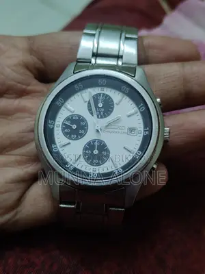 Seiko Chronograph Men's Wristwatch