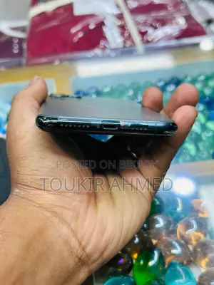 Apple iPhone 11 Pro Max (Used)