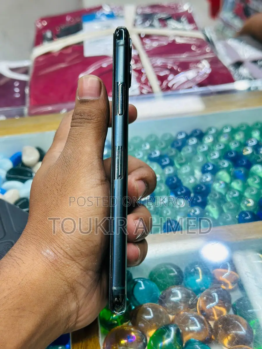 Apple iPhone 11 Pro Max (Used)