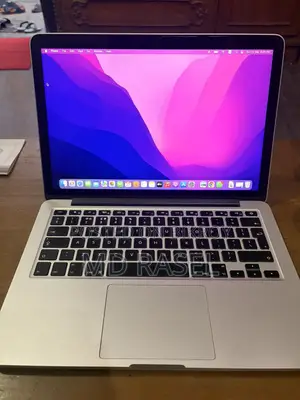 MacBook pro 13inch 2015 128gb ssd