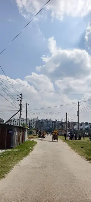উত্তরা ১৭ নং সেক্টরে এ ব্লকে ৩ কাঠার কর্নার প্লট বিক্রি হবে