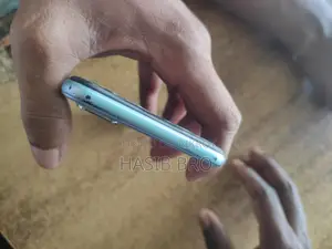 Vivo Y12s 3/32 (Used)