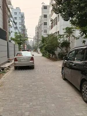 Block-L, South Facing 5 Katha Plot Sale