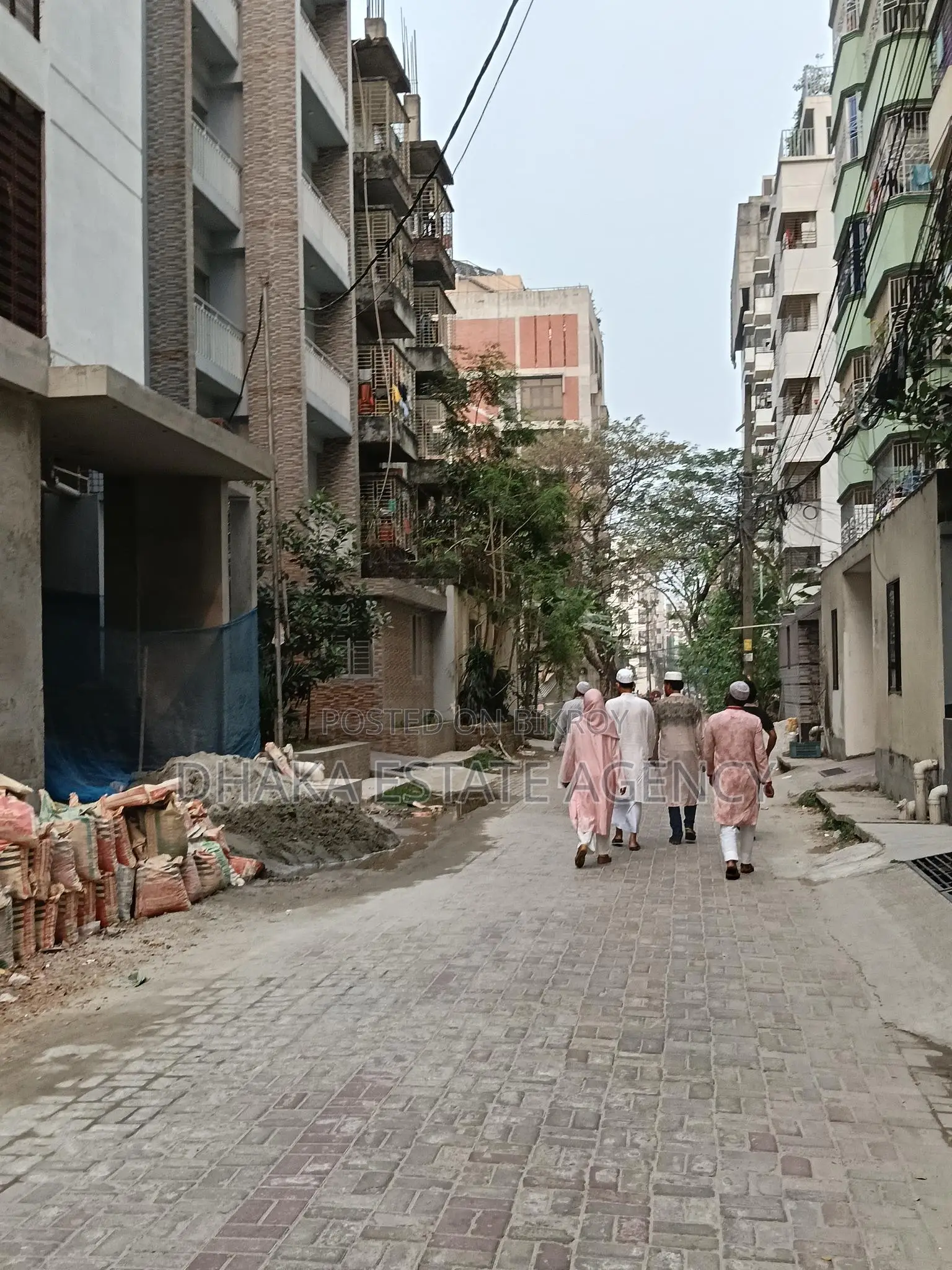 Block-L, South Facing 5 Katha Plot Sale