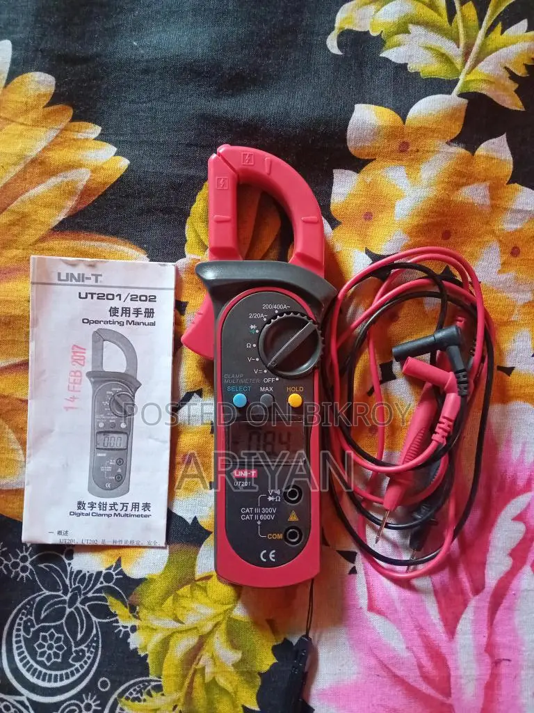 UT 201/202 Clamp Meter