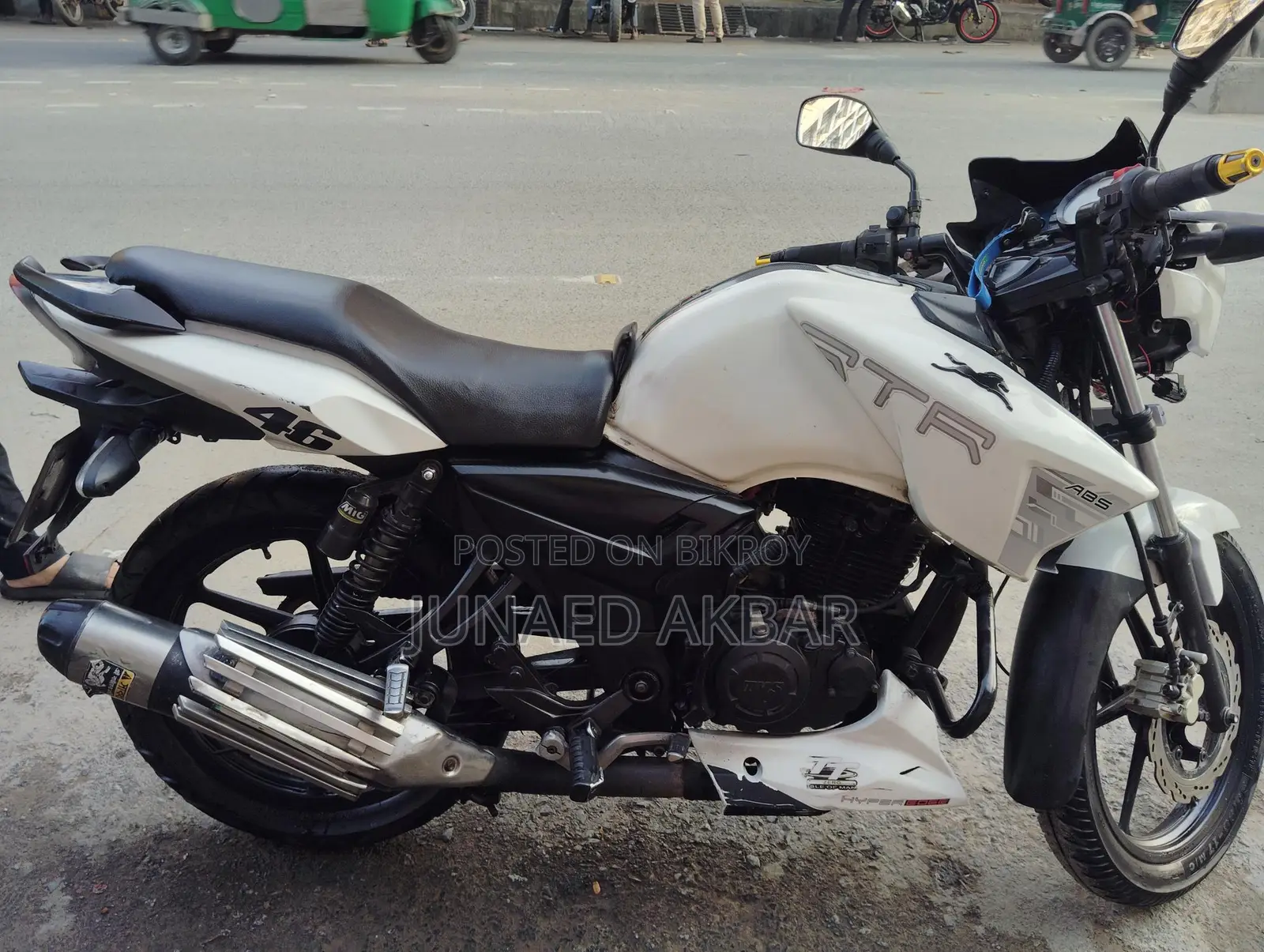 TVS Apache RTR . 2017