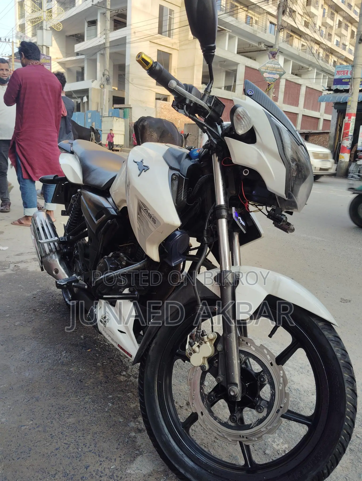 TVS Apache RTR . 2017