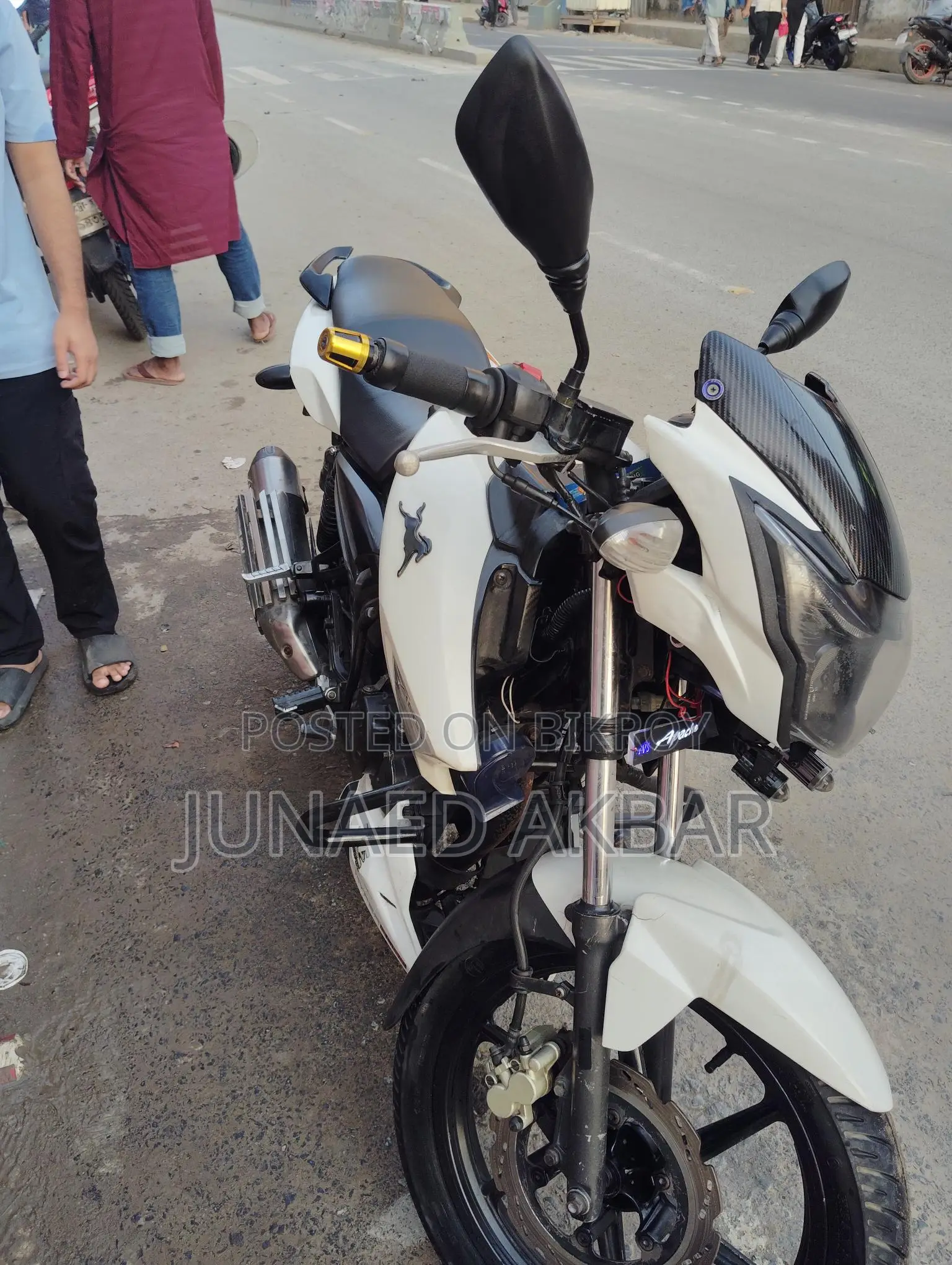 TVS Apache RTR . 2017