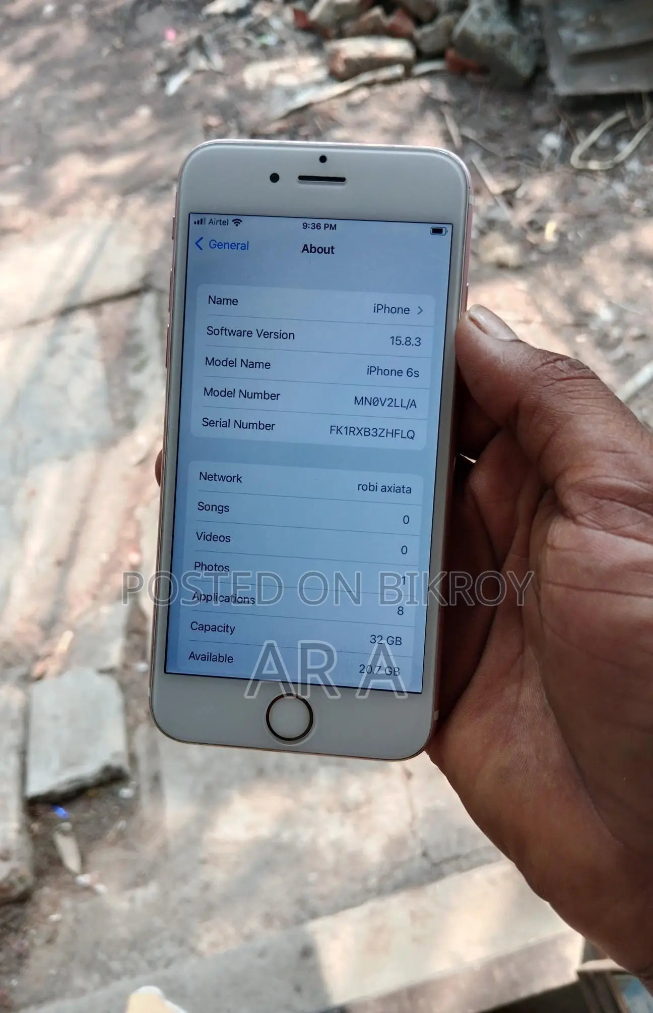 Apple iPhone 6S . (Used)