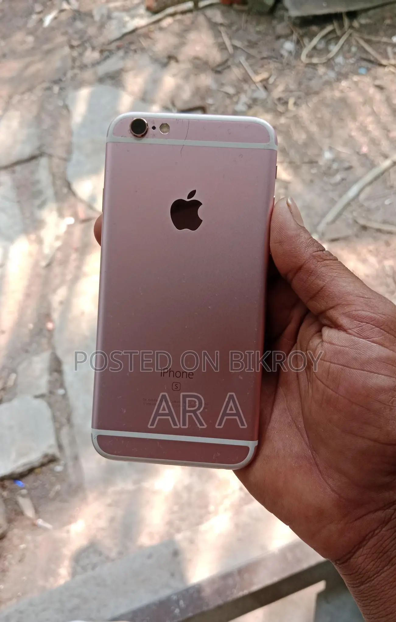 Apple iPhone 6S . (Used)
