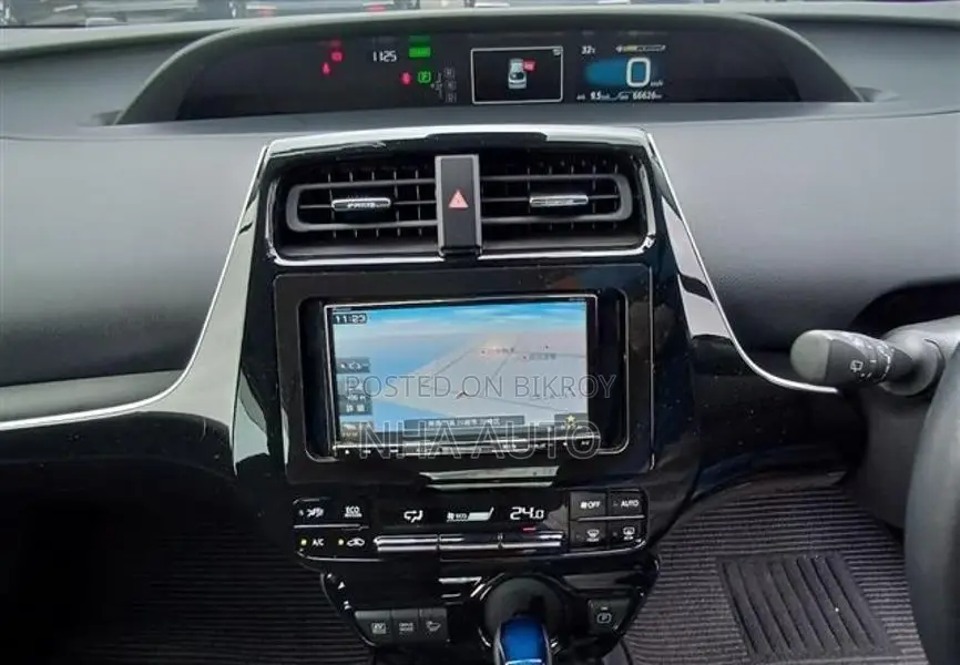 Toyota Prius S HYBRID 2020