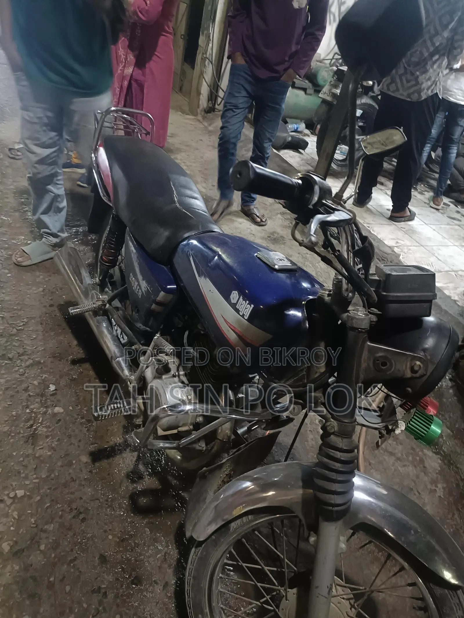 Bajaj Boxer 100 cc. 2026