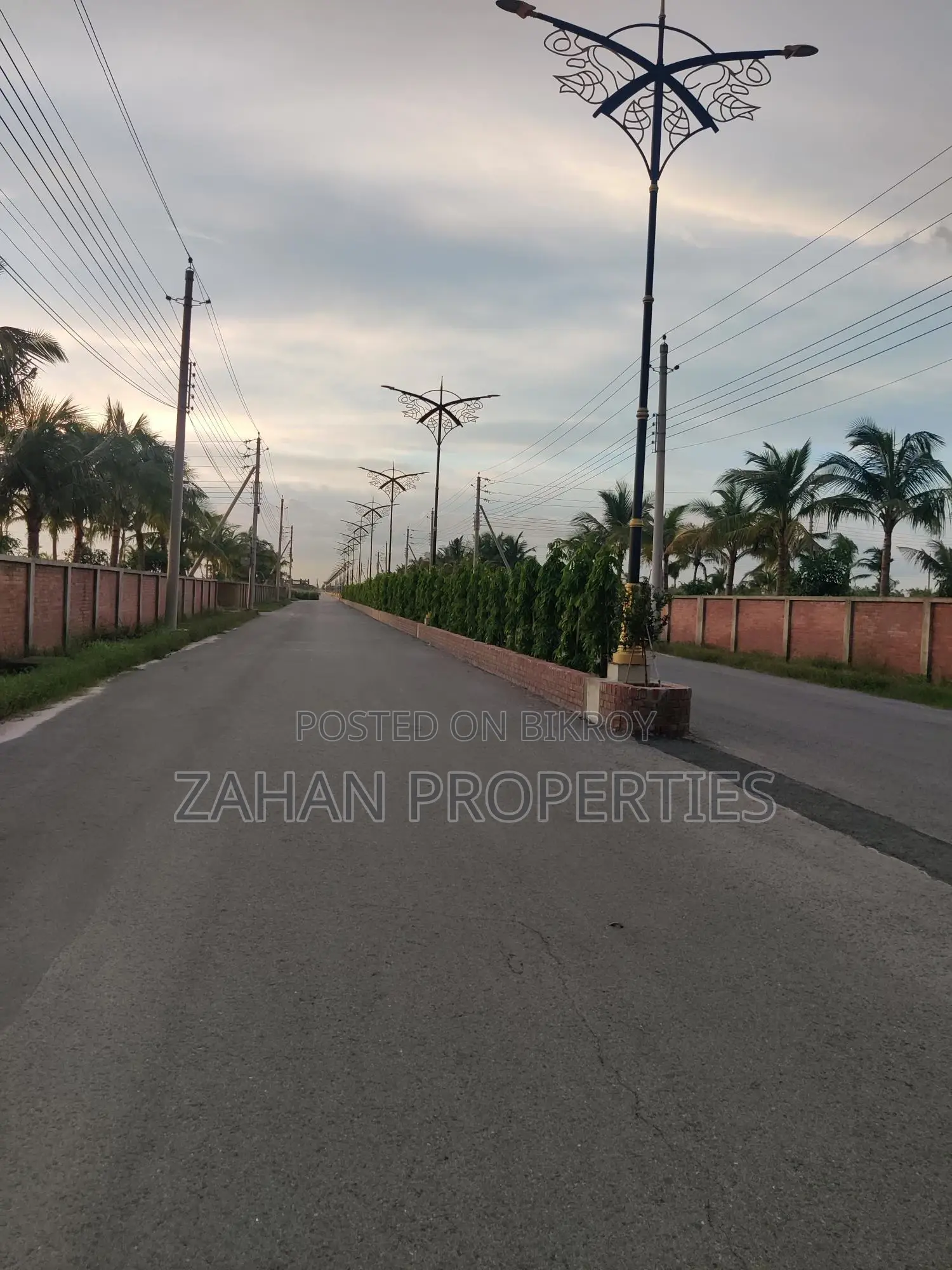 Bashundhara P Extension 60 ft 05 Katha Plot for Sale