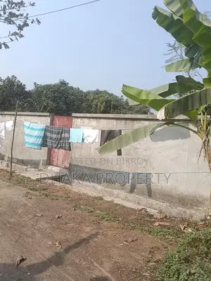 সেক্টর-২১ এ ৩০ ফুট রাস্তা, ৩ কাঠা, বড় লেকের পাশে দক্ষিণমুখী জমি
