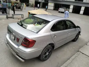 Toyota Premio F 2005