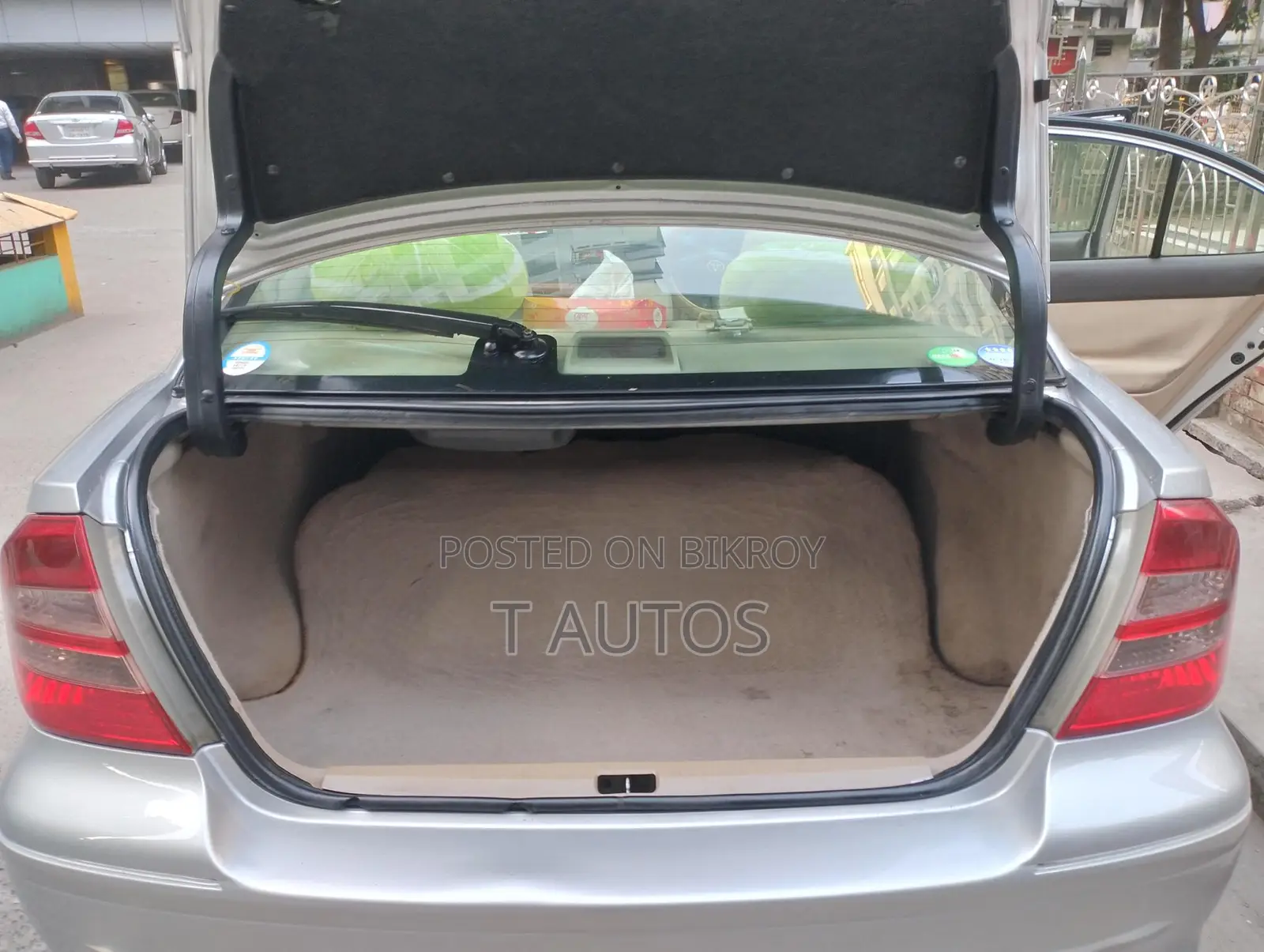 Toyota Premio F 2005