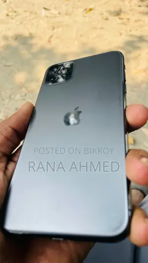 Apple iPhone 11 Pro Max . (Used)