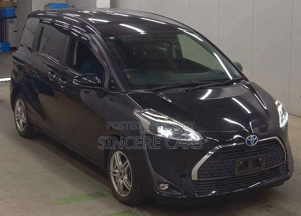 Toyota Sienta G Grade 4 point 2021