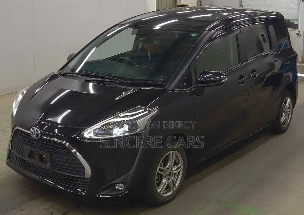 Toyota Sienta G Grade 4 point 2021