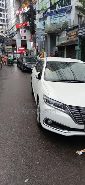 Toyota Premio push state 2016