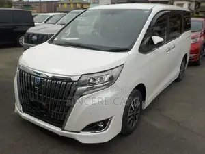 Toyota Esquire GI HYB 4 POINT 2021
