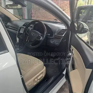 Toyota Premio Fex 2021